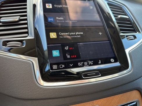 Certified 2024 Volvo XC90 T8 Plus w/ Protection Package Premier image 31