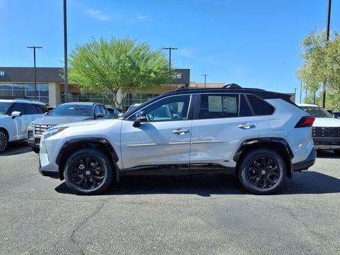 Used 2023 Toyota RAV4 XSE AWD/4WD image 3