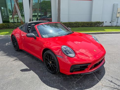 Used 2022 Porsche 911 Targa 4S AWD/4WD image 6