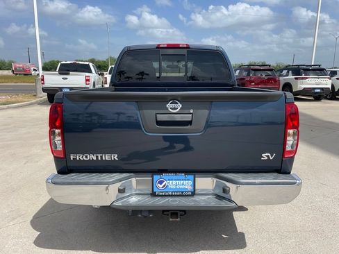 Certified 2021 Nissan Frontier SV RWD image 4