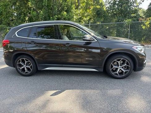 Used 2016 BMW X1 xDrive28i AWD/4WD image 4