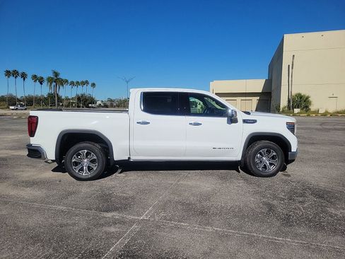 New 2026 GMC Sierra 1500 SLT w/ SLT Convenience Package RWD image 8