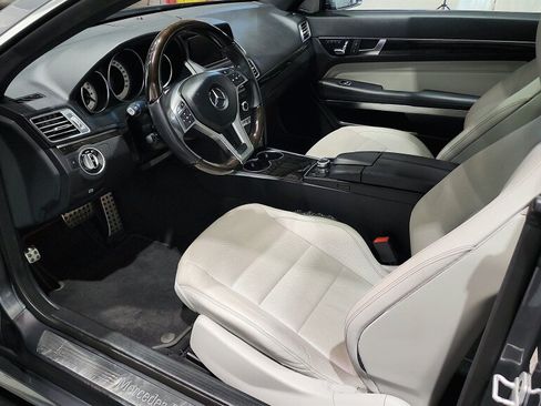 Used 2016 Mercedes-Benz E 400 4MATIC Coupe w/ Premium 2 Package image 27