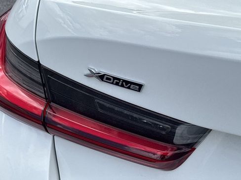 Used 2024 BMW 330e xDrive AWD/4WD image 6