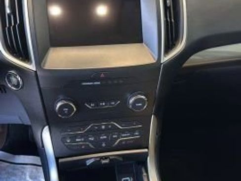 Used 2020 Ford Edge SEL w/ Convenience Package FWD image 20