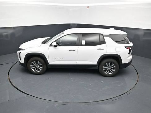 Used 2025 Chevrolet Equinox LT FWD image 52