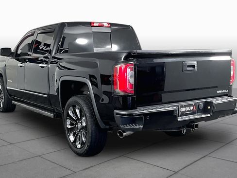 Used 2018 GMC Sierra 1500 Denali w/ Denali Ultimate Package AWD/4WD image 11