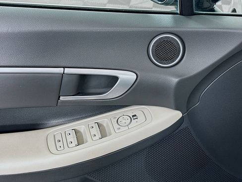 Certified 2024 Hyundai Sonata SEL image 17