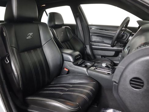 Used 2023 Chrysler 300 S image 30