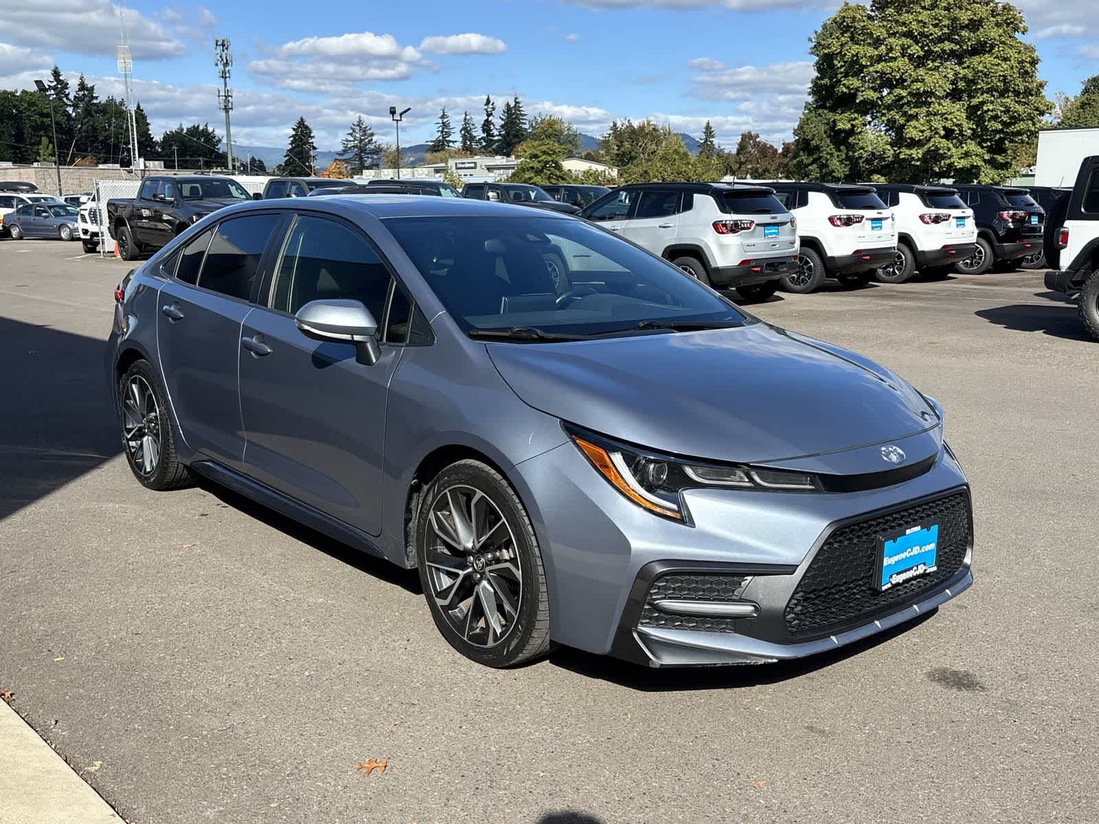 Used 2020 Toyota Corolla SE w/ Carpet Mat Package (TMS) FWD image 5