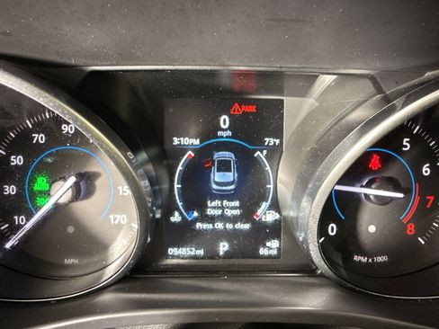 Used 2017 Jaguar F-PACE Prestige image 16