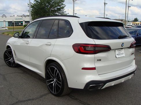 Used 2021 BMW X5 M50i w/ Executive Package image 4