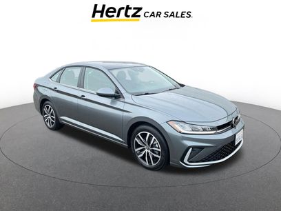 Used 2025 Volkswagen Jetta SE