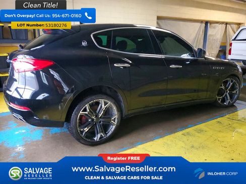Used 2017 Maserati Levante AWD/4WD image 4