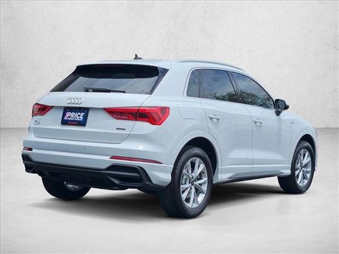 Used 2023 Audi Q3 2.0T Premium Plus w/ Premium Plus Package AWD/4WD image 8
