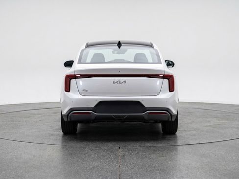 Used 2025 Kia K4 FWD image 7