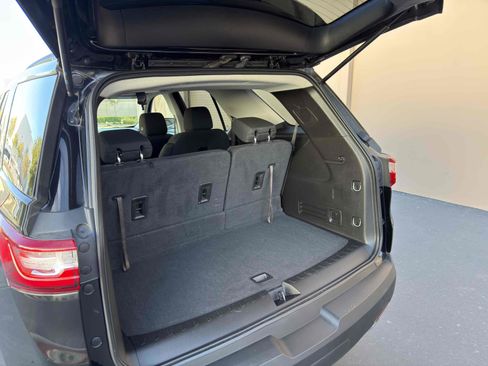 Used 2019 Chevrolet Traverse LT image 67