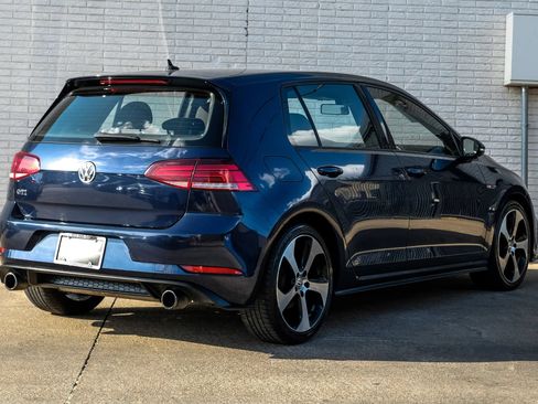 Used 2018 Volkswagen GTI SE FWD image 7
