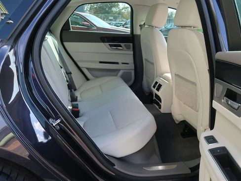 Used 2017 Jaguar XF Prestige image 23