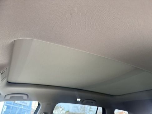 New 2026 Volkswagen Atlas SE FWD image 11