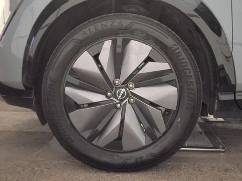 Used 2024 Nissan Ariya AWD image 6