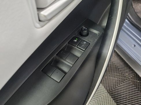 Used 2021 Toyota Corolla SE FWD image 27