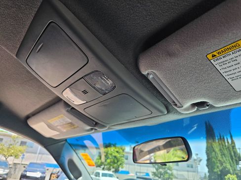 Used 2014 Toyota Tacoma 4x4 Double Cab image 17