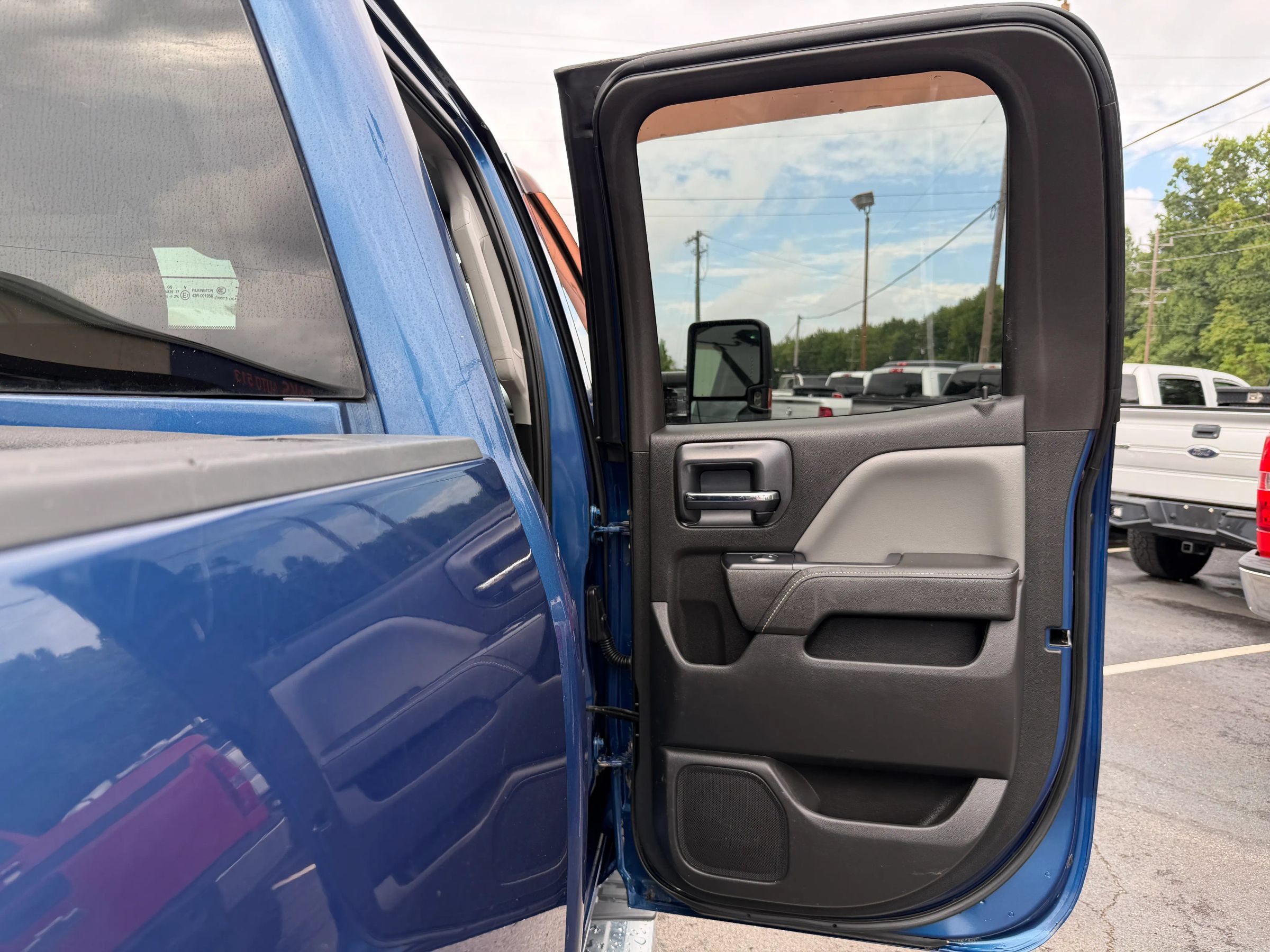 Used 2015 Chevrolet Silverado 3500 W/T w/ WT Convenience Package AWD/4WD image 24