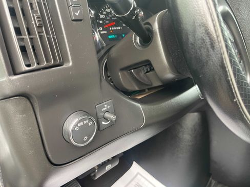 Used 2016 Chevrolet Express 3500 LT w/ LT Preferred Equipment Group image 21