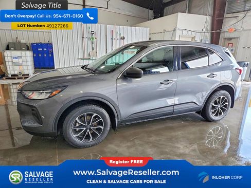 Used 2023 Ford Escape Active image 1