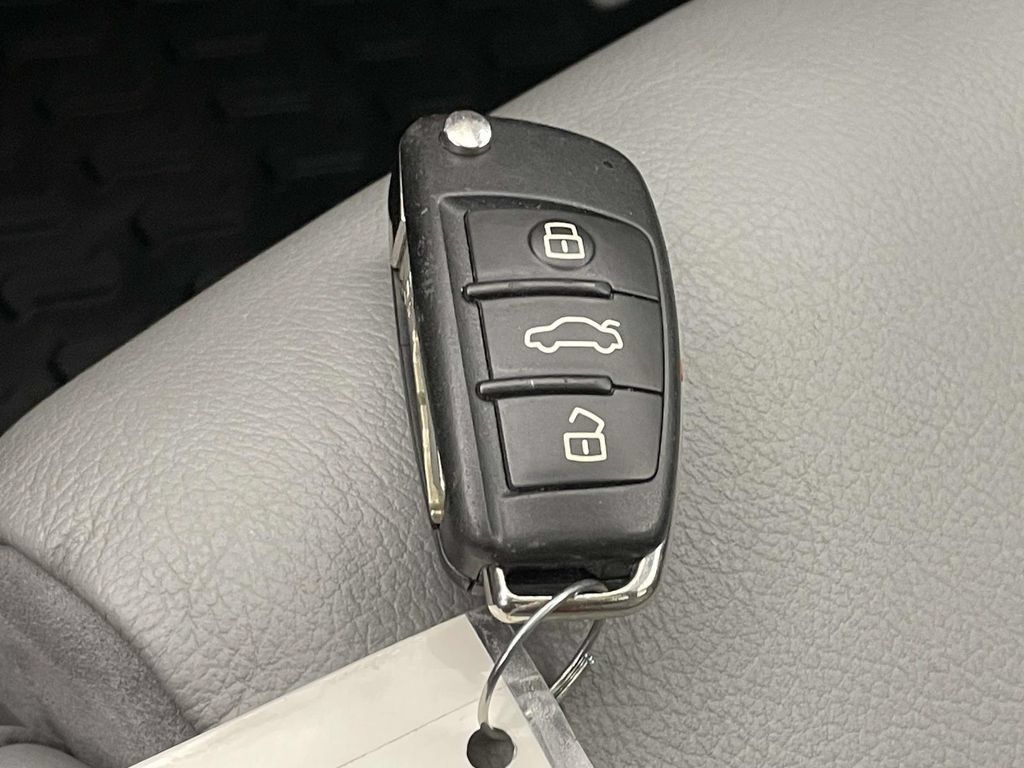 Used 2018 Audi Q3 2.0T Premium Plus w/ Premium Plus Package AWD/4WD image 39