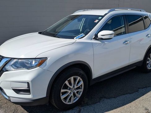 Used 2020 Nissan Rogue SV AWD/4WD image 2