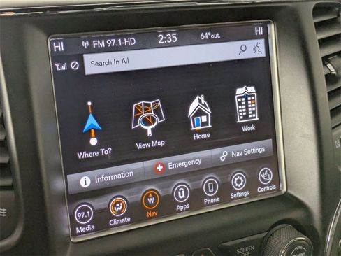 Certified 2018 Jeep Grand Cherokee Limited image 25