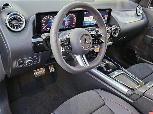 New 2025 Mercedes-Benz GLA 250 GLA 250 image 3
