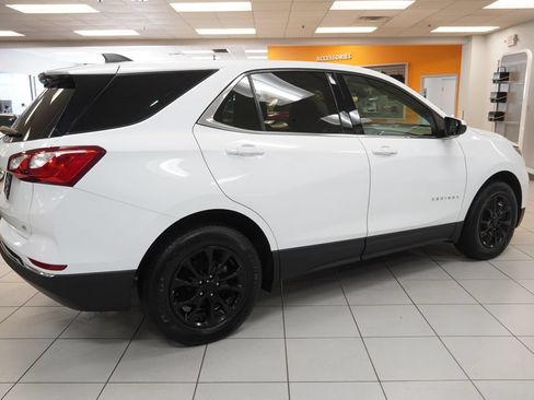 Used 2020 Chevrolet Equinox LT w/ Driver Convenience Package FWD image 13
