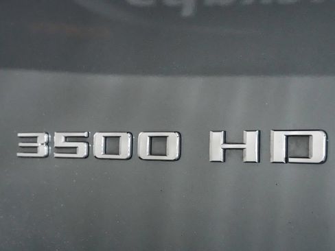 Used 2024 Chevrolet Silverado 3500 LT w/ Convenience Package AWD/4WD image 45