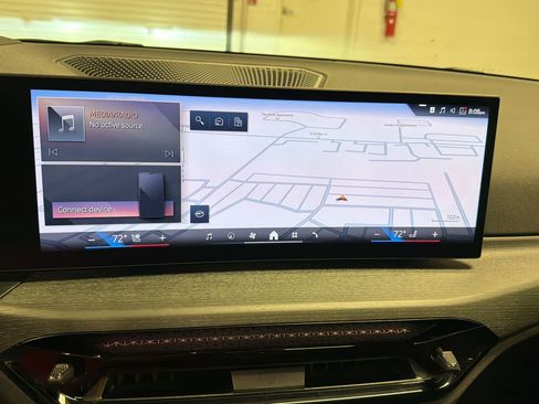 Certified 2025 BMW 330i Sedan RWD image 24