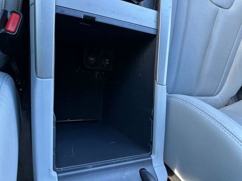 Certified 2022 Hyundai Palisade SEL w/ Premium Package image 19