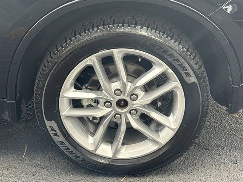 Used 2024 Dodge Durango GT image 19