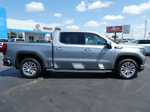 Certified 2025 GMC Sierra 1500 Denali w/ Technology Package AWD/4WD image 4