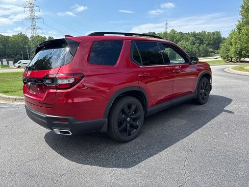 Used 2025 Honda Pilot Black Edition image 5