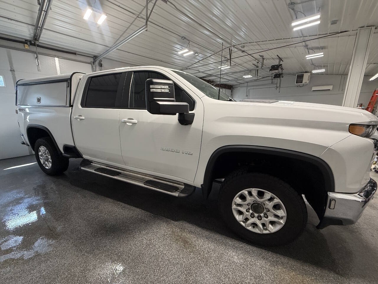 Used 2020 Chevrolet Silverado 2500 LT w/ Convenience Package AWD/4WD image 3