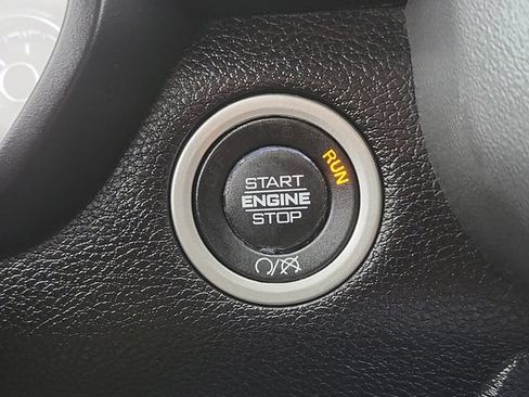 Used 2024 RAM 2500 Big Horn AWD/4WD image 31