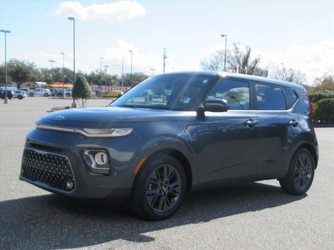 Used 2020 Kia Soul EX image 3