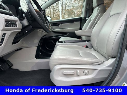 Certified 2019 Honda Odyssey EX-L image 18