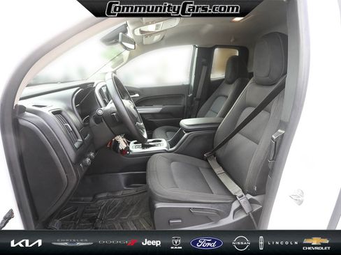 Used 2021 Chevrolet Colorado LT w/ Fleet Safety Package image 14