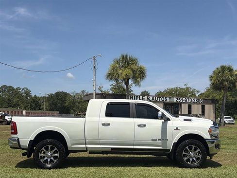 Used 2022 RAM 3500 Limited AWD/4WD image 7