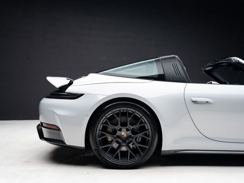Used 2026 Porsche 911 Targa 4 GTS w/ Premium Package AWD/4WD image 41