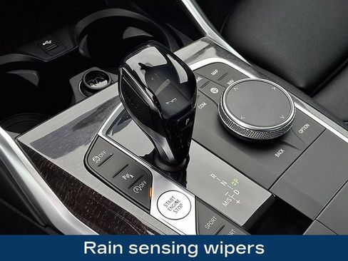 Used 2021 BMW 330i xDrive Sedan w/ Convenience Package image 19