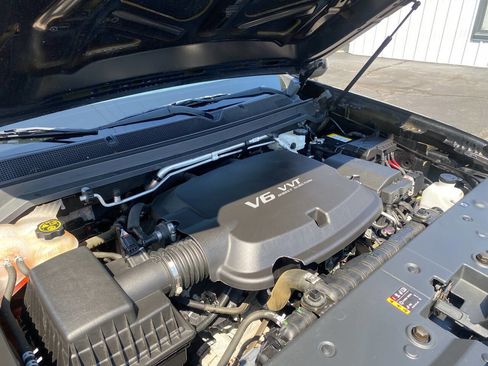 Used 2022 GMC Canyon AT4 image 39